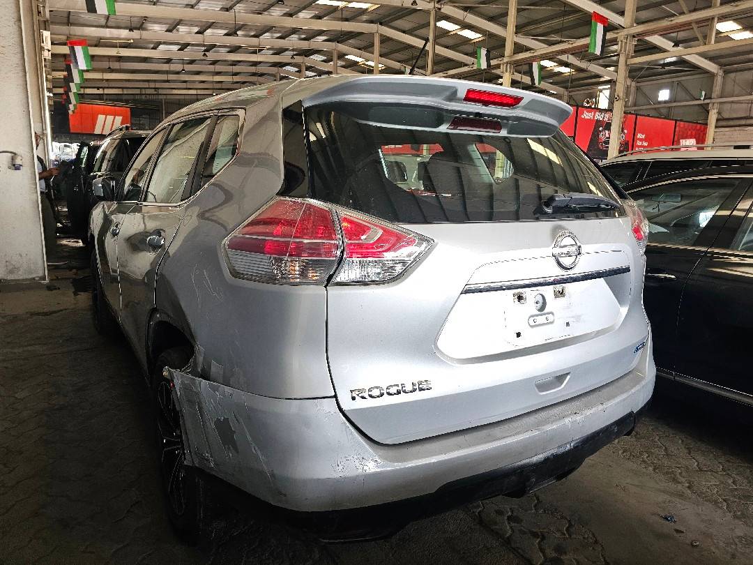 NISSAN ROGUE