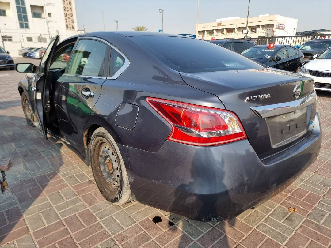2013 NISSAN ALTIMA — 141737 Miles — Lot 46692384 — Souq - Marhaba Auctions Used Cars - Image 5