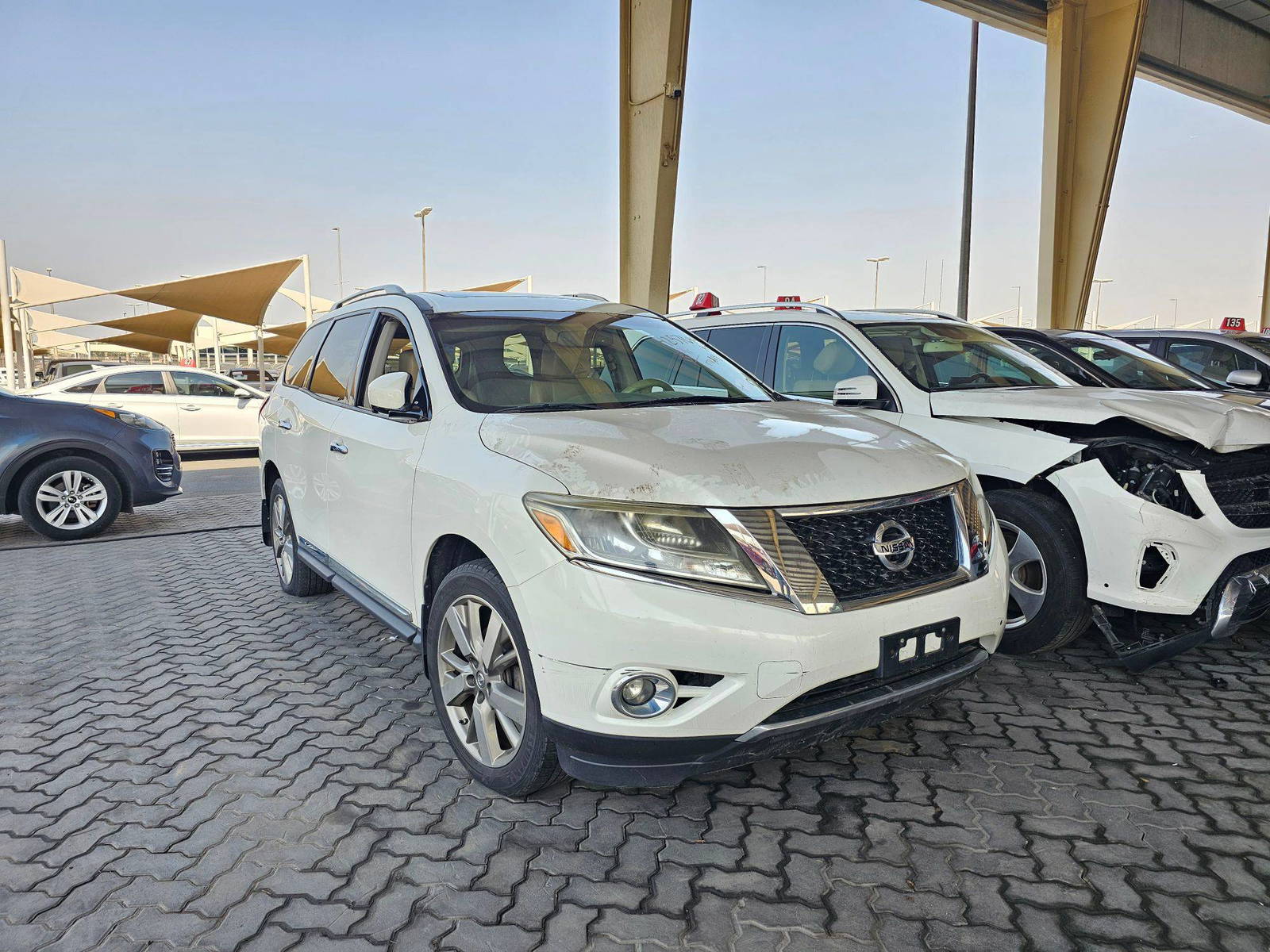 2014 NISSAN PATHFINDER — 171989 Miles — Lot 42576446 — Souq - Marhaba Auctions Used Cars - Image 4