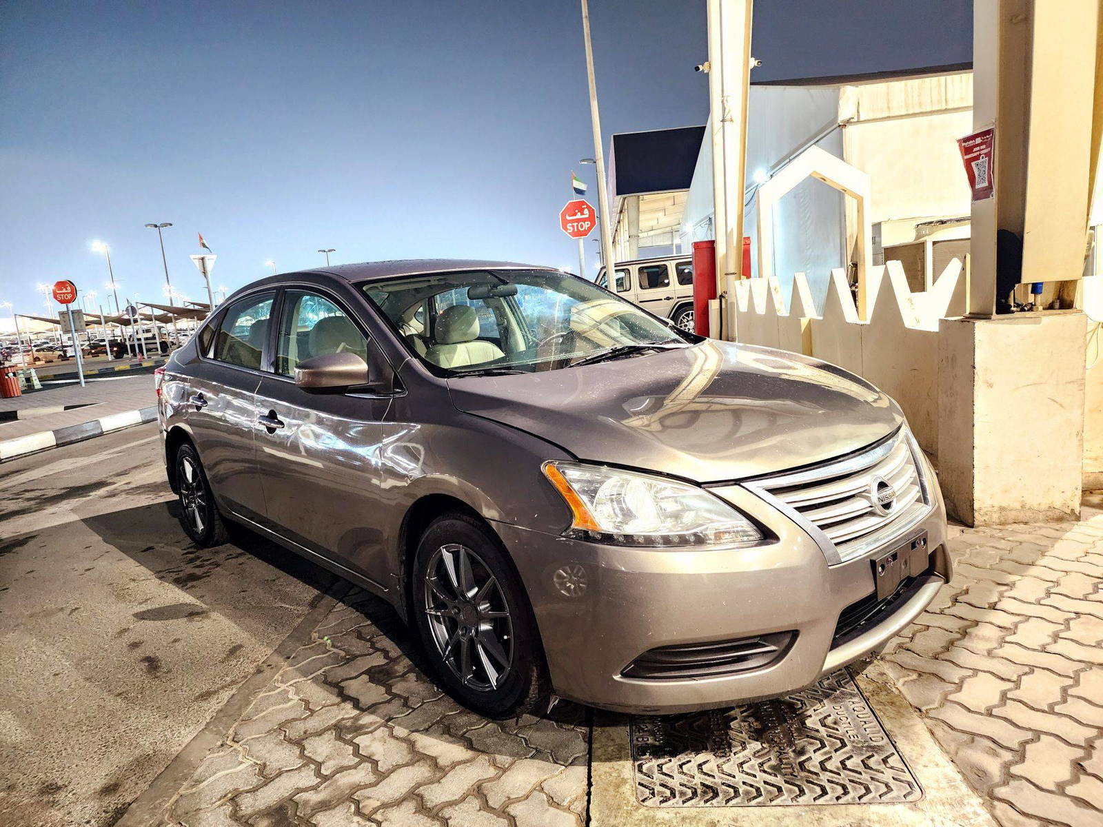2015 NISSAN SENTRA — 252286 Miles — Lot P4FY225994 — Souq - Marhaba Auctions Used Cars - Image 4