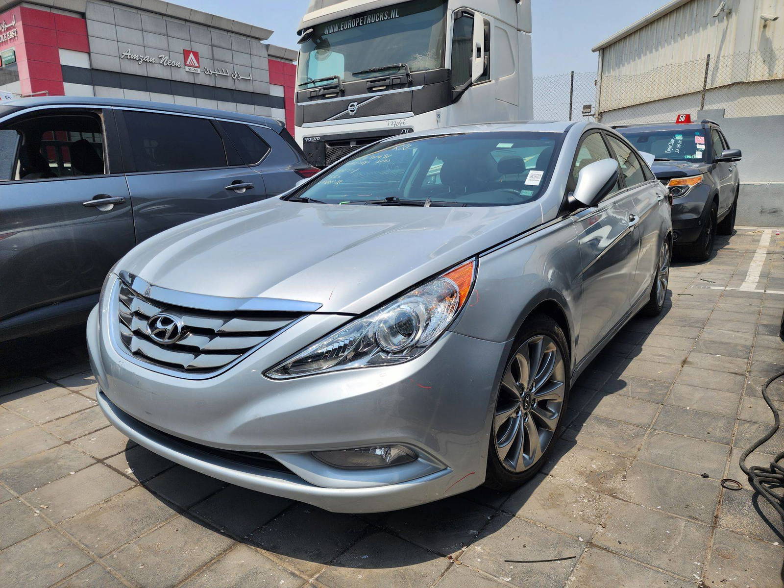 2013 HYUNDAI SONATA — 156987 KM — Lot 12276491 — Al Quoz - Marhaba Auctions Used Cars - Image 4