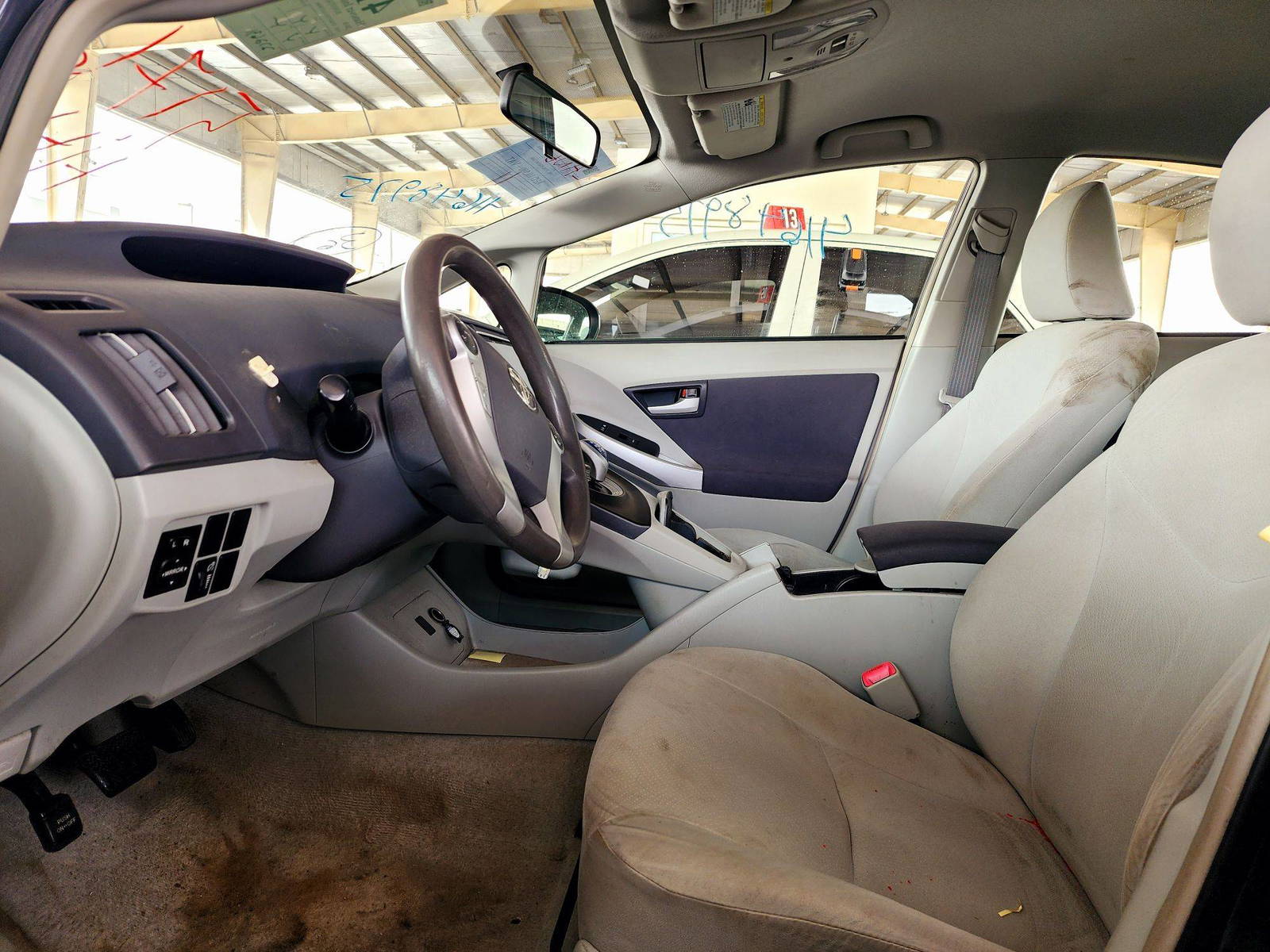 2010 TOYOTA PRIUS — 272613 Miles — Lot 41648975 — Main - Marhaba Auctions Used Cars - Image 8