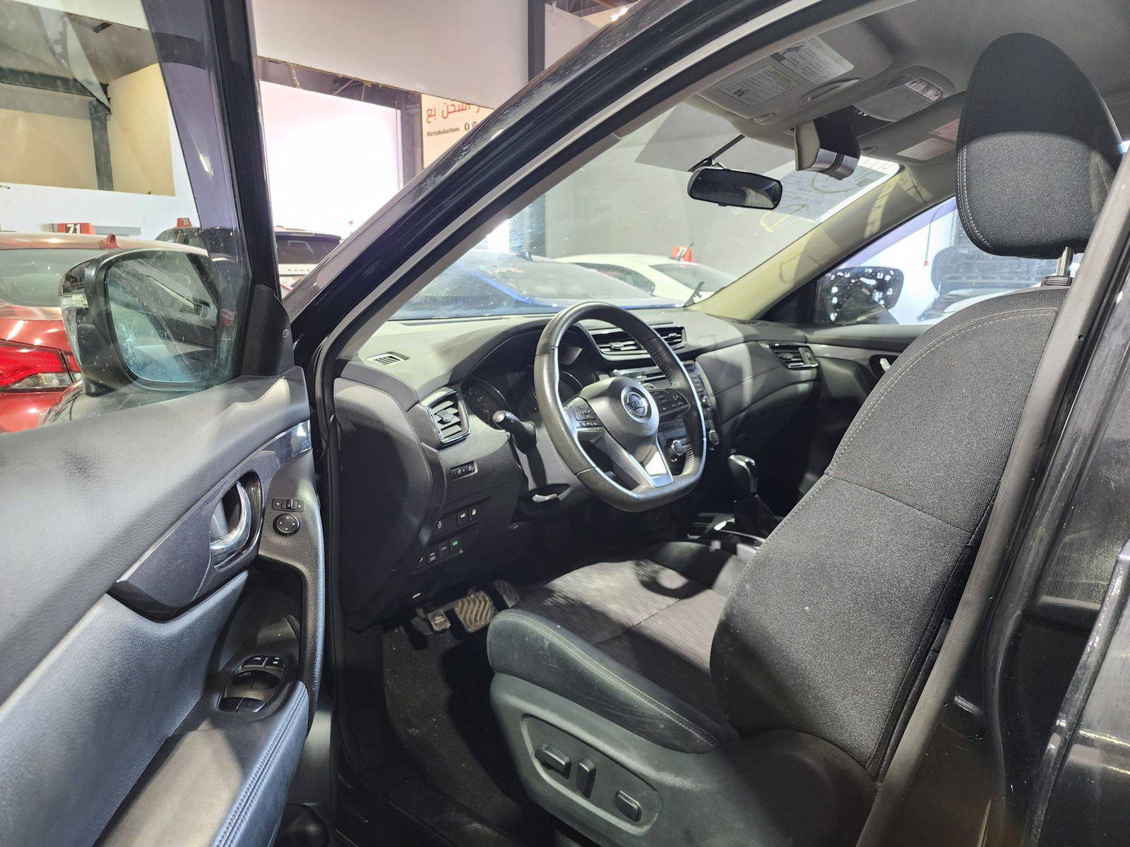 2018 NISSAN ROGUE — 69239 Miles — Lot 41630105 — Al Quoz - Marhaba Auctions Used Cars - Image 9