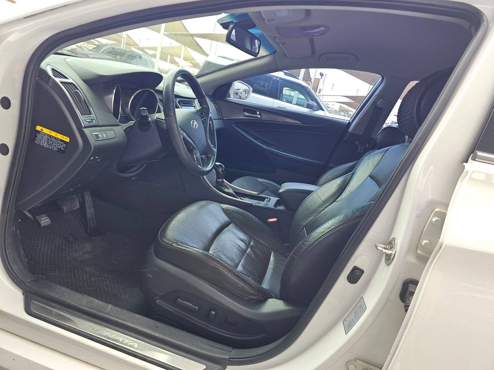 HYUNDAI SONATA 2012 - Marhaba Auction Used Cars - Image 8