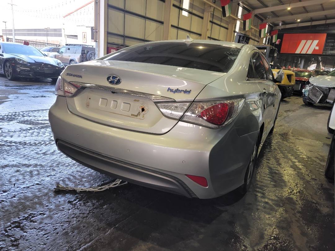 HYUNDAI SONATA 2012 - Marhaba Auction Used Cars - Image 3