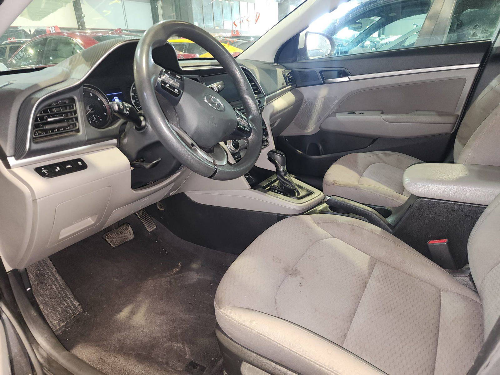 HYUNDAI ELANTRA 2019 - Marhaba Auction Used Cars - Image 9