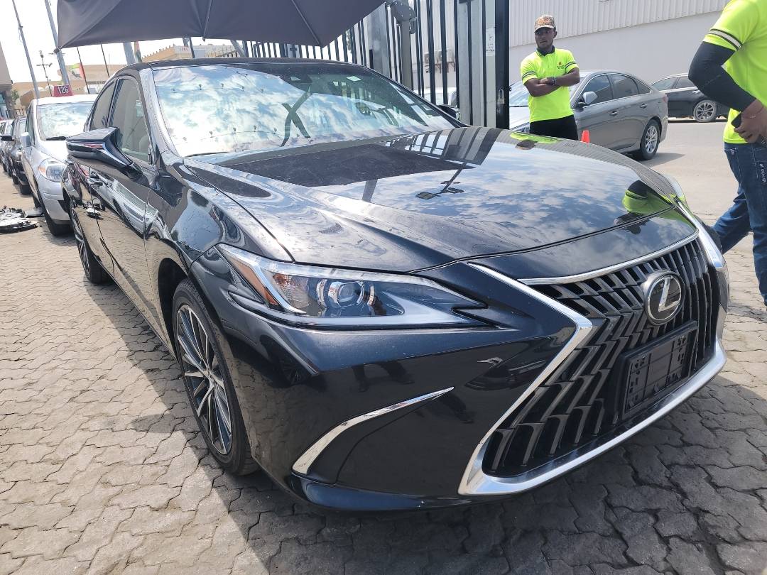 2022 LEXUS ES 350 — 21402 KM — Lot 120439 - Marhaba Auctions Used Cars - Image 7