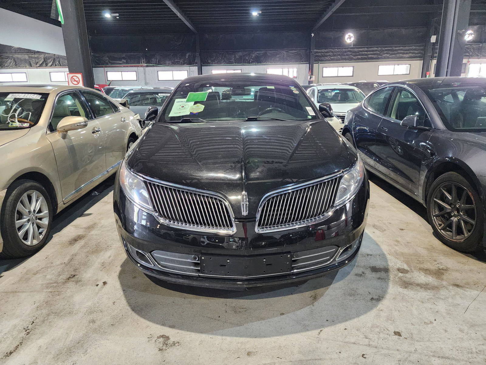 2013 LINCOLN MKS — 136179 KM — Lot 607189 — Main - Marhaba Auctions Used Cars - Image 5