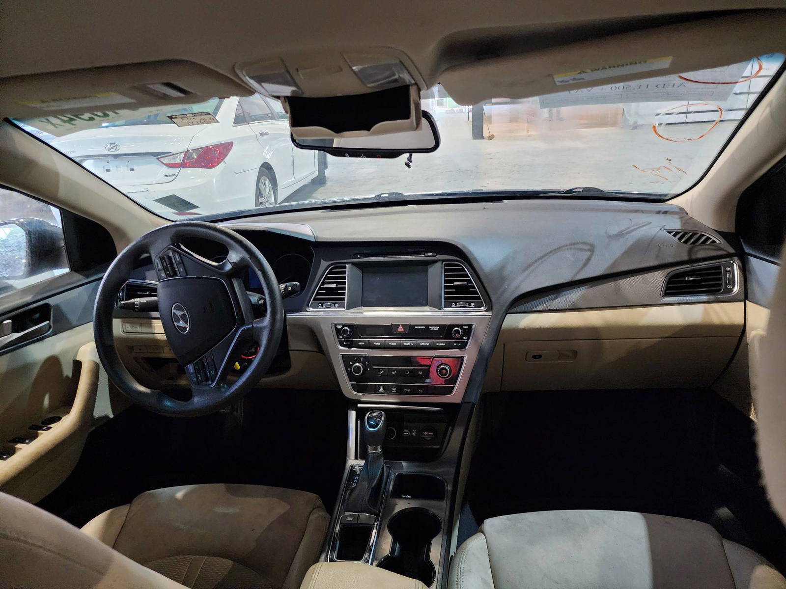 2017 HYUNDAI SONATA — 173614 Miles — Lot 46438 — Al Quoz - Marhaba Auctions Used Cars - Image 8