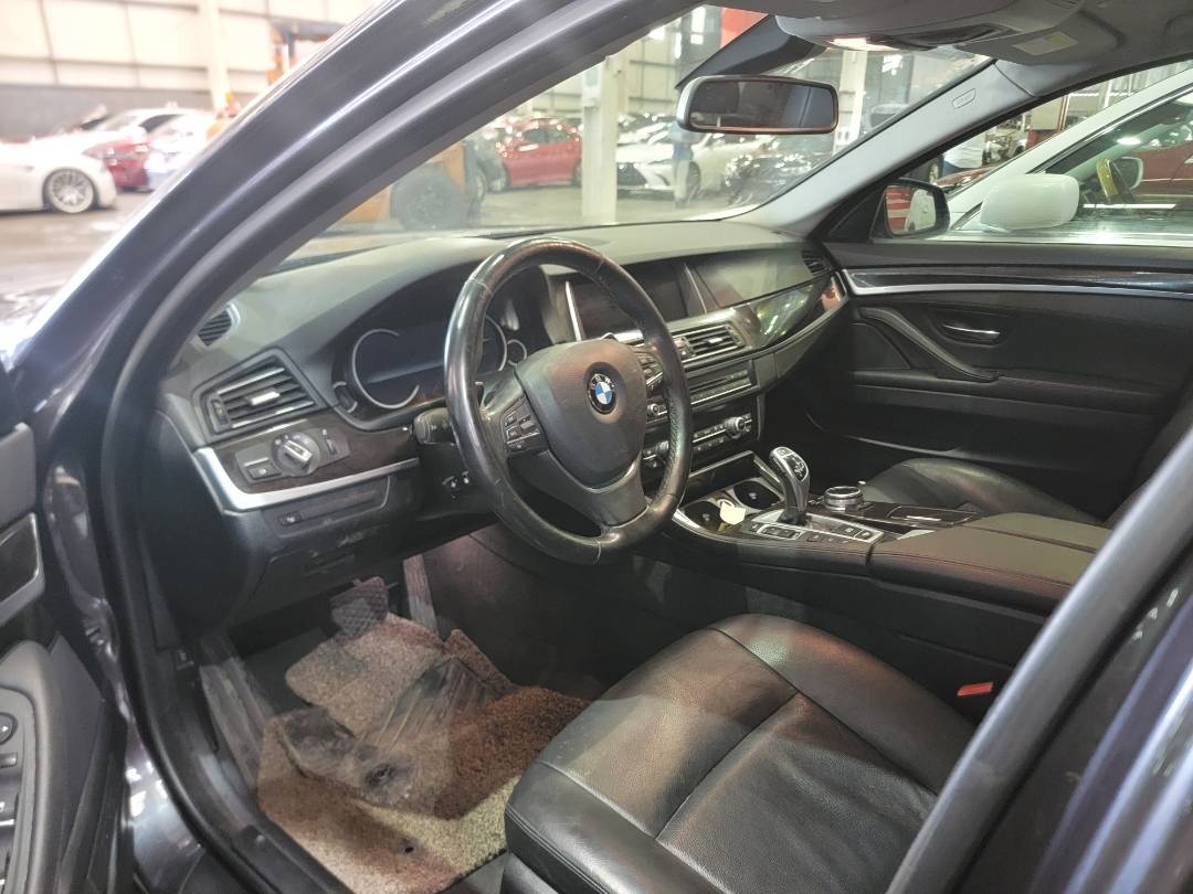 2014 BMW 528i — 245013 KM — Lot D815514 — Main - Marhaba Auctions Used Cars - Image 6