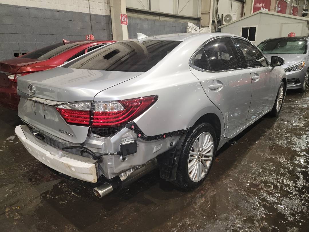 2015 LEXUS ES 350 — 126037 Miles — Lot 2208901 - Marhaba Auctions Used Cars - Image 3