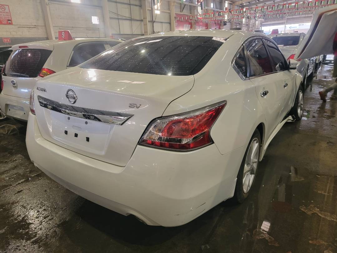 2015 NISSAN ALTIMA — 195372 Miles — Lot P3FC153249 — Main - Marhaba Auctions Used Cars - Image 4