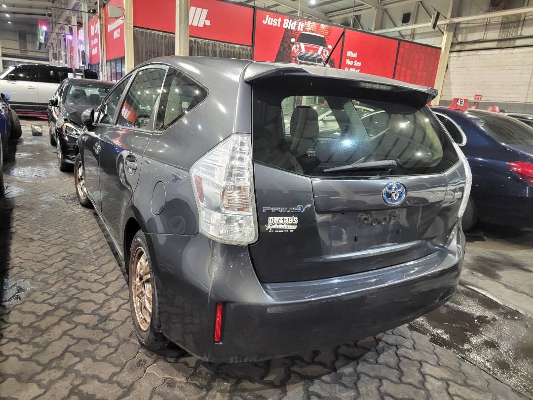 2012 TOYOTA PRIUS V — 314675 Miles — Lot 3140293 — Main - Marhaba Auctions Used Cars - Image 3