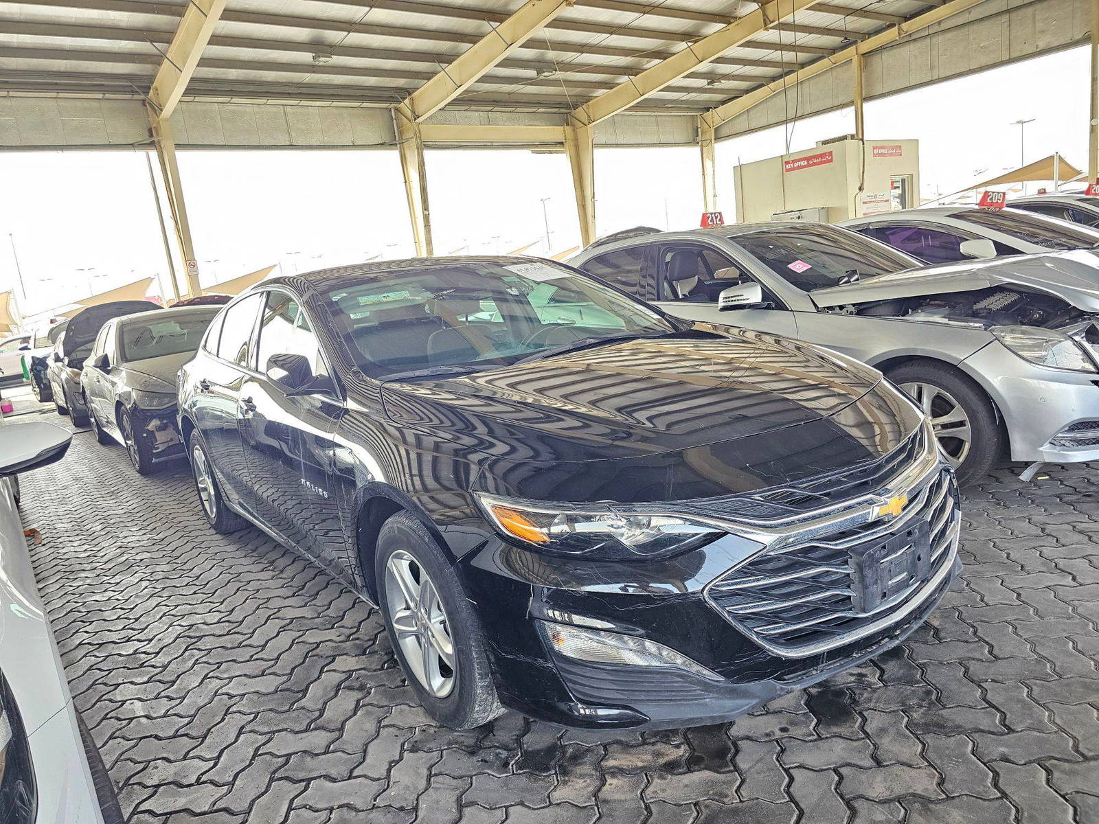 2023 CHEVROLET MALIBU — 41689 Miles — Lot 41471635 — Al Surrah - Marhaba Auctions Used Cars - Image 4