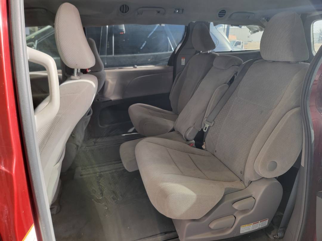2017 TOYOTA SIENNA — 114519 Miles — Lot 846477 — Main - Marhaba Auctions Used Cars - Image 6