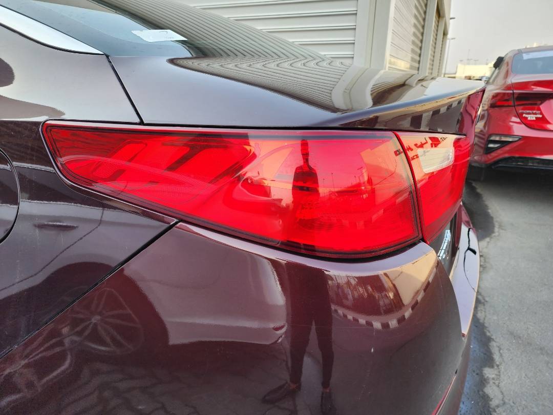 2014 KIA OPTIMA — 218627 Miles — Lot 7933 — Souq - Marhaba Auctions Used Cars - Image 11