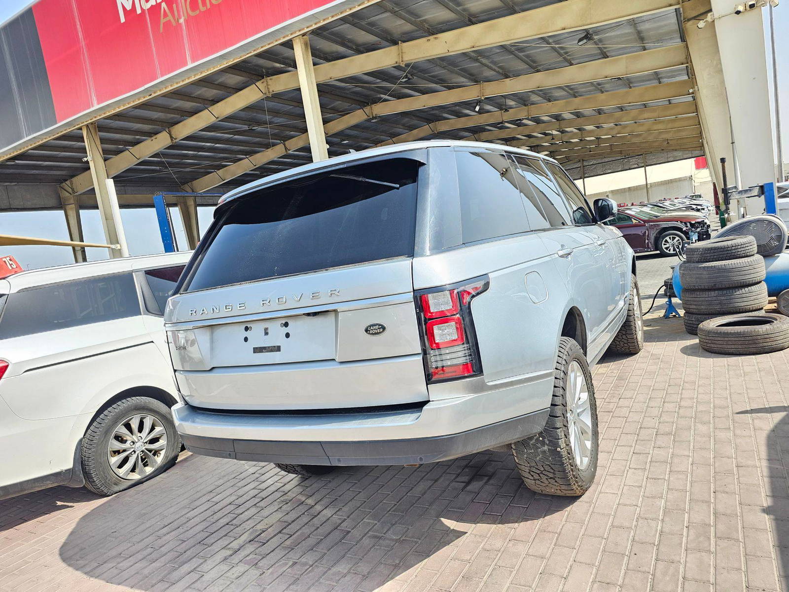 LAND ROVER RANGE ROVER 2016 - Marhaba Auction Used Cars - Image 3