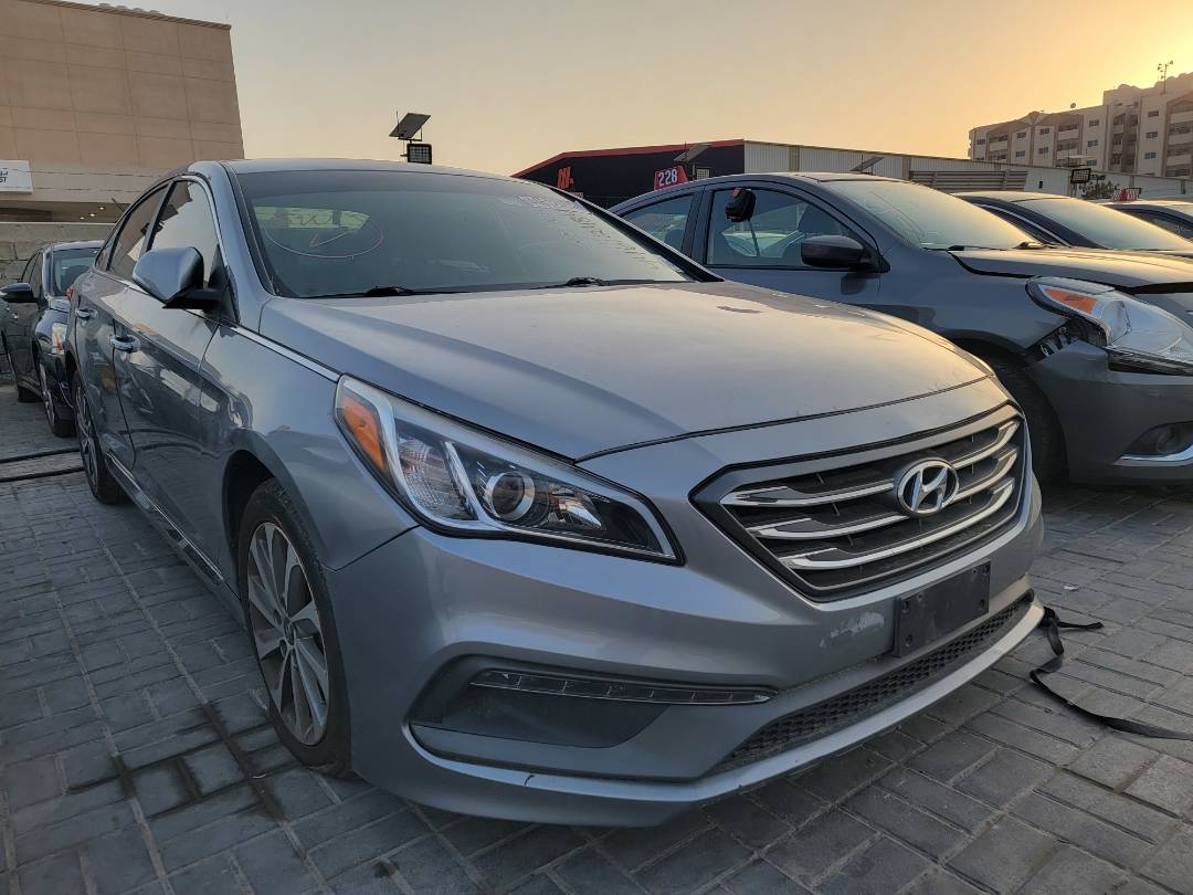 2015 HYUNDAI SONATA — 109383 Miles — Lot FH095902 — Main - Marhaba Auctions Used Cars - Image 4