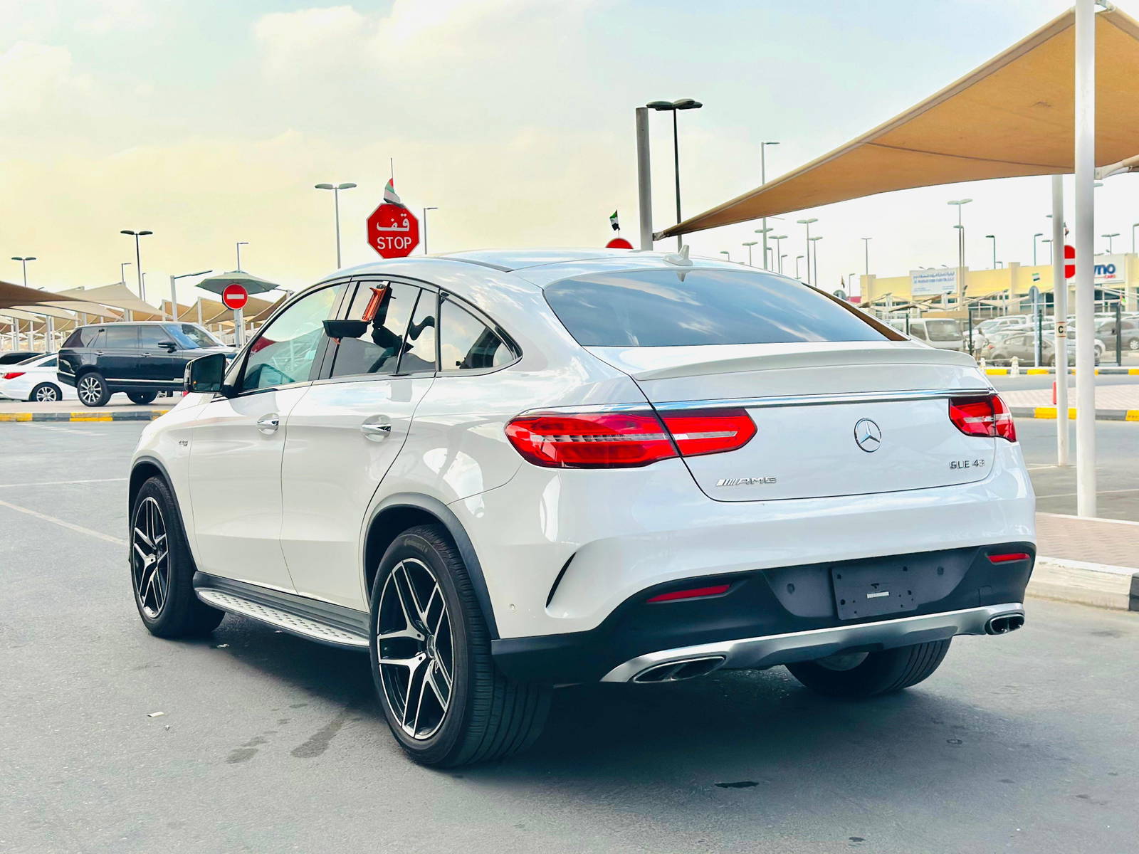 2019 MERCEDES BENZ GLE COUPE AMG 43 — 51874 Miles — Lot 40219721 — Souq - Marhaba Auctions Used Cars - Image 4
