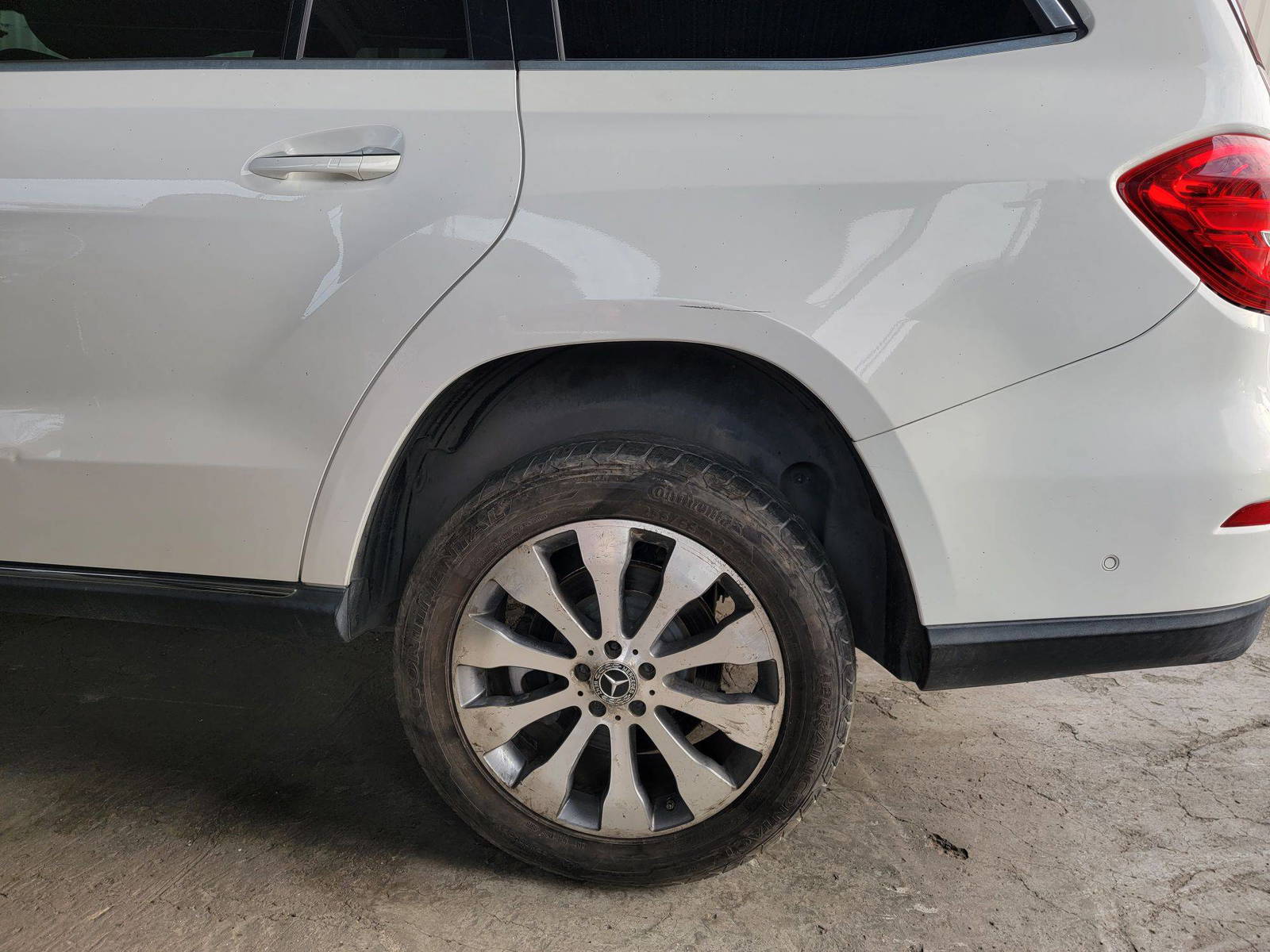 MERCEDES BENZ GLS 450 2017 - Marhaba Auction Used Cars - Image 12