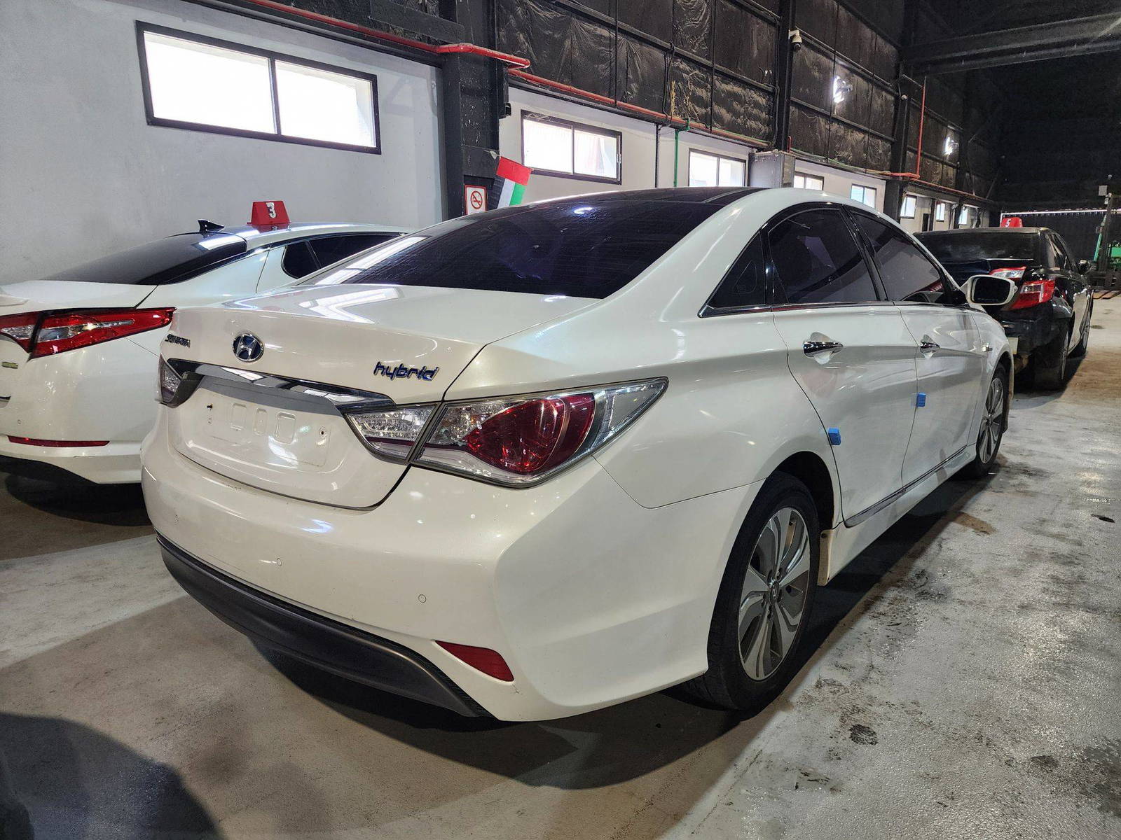 2014 HYUNDAI SONATA — 143966 KM — Lot 87859 — Al Quoz - Marhaba Auctions Used Cars - Image 5