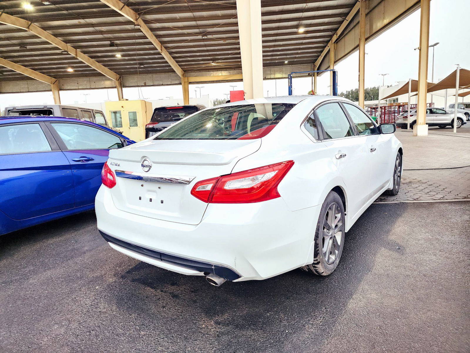 2016 NISSAN ALTIMA — 169625 Miles — Lot 6GN351829 — Souq - Marhaba Auctions Used Cars - Image 3