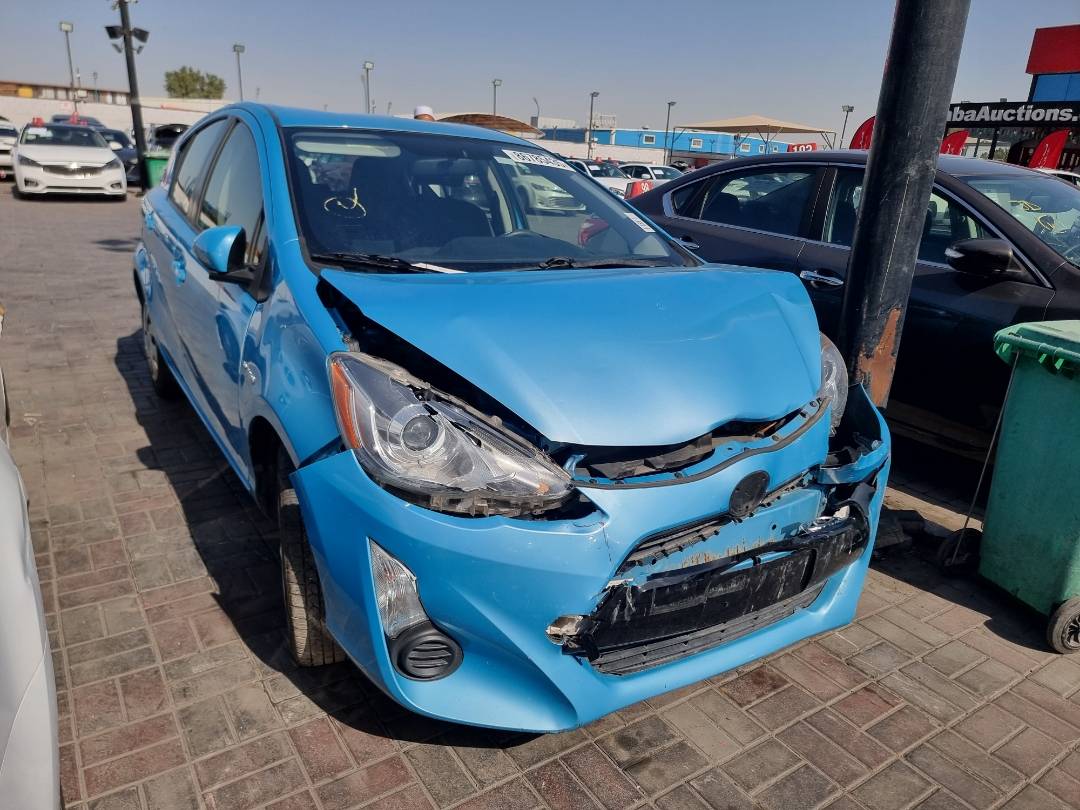 2015 TOYOTA PRIUS C — 194732 Miles — Lot 1101044 — Main - Marhaba Auctions Used Cars - Image 4