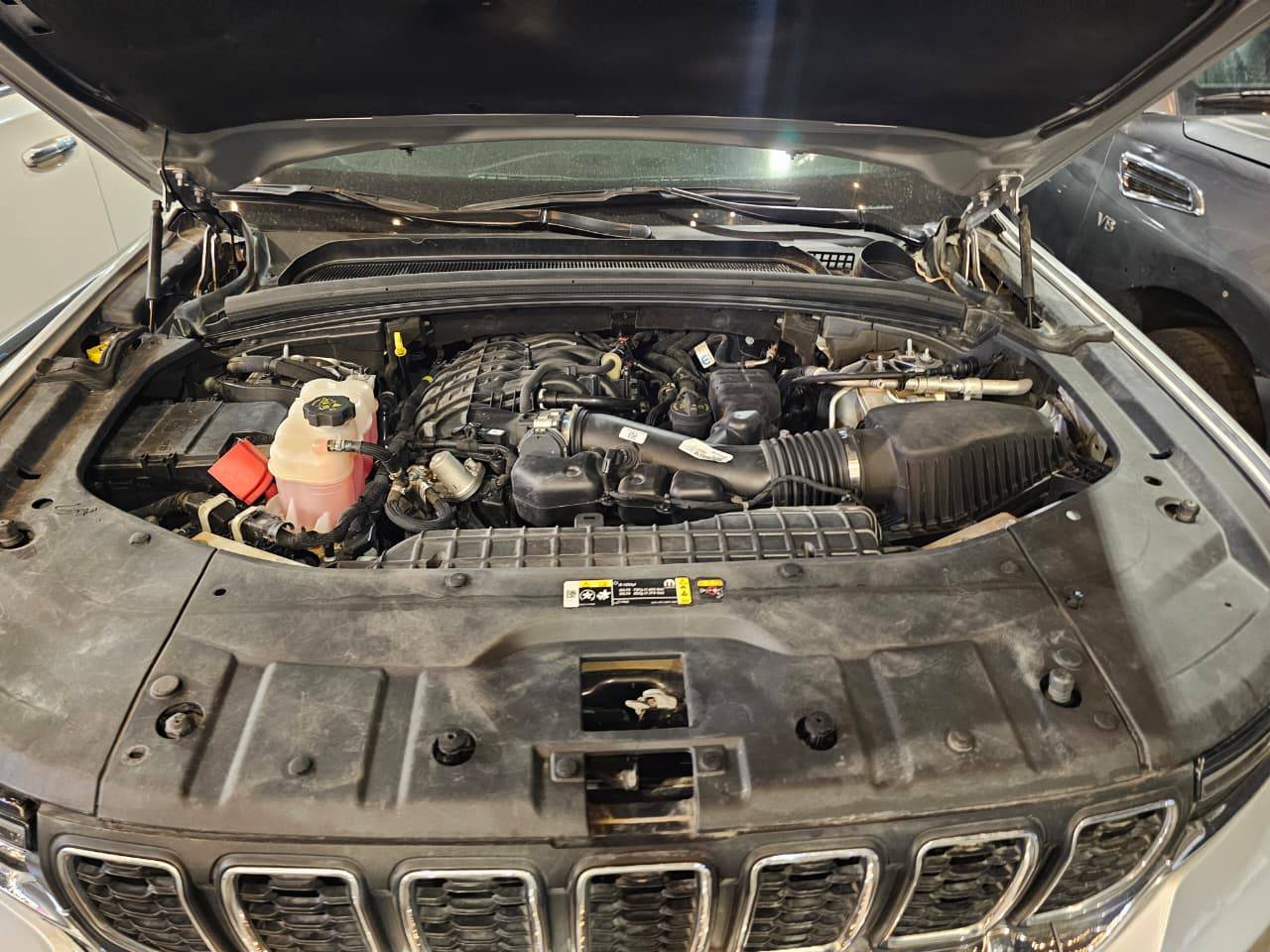 2024 JEEP GRAND CHEROKEE LAREDO — 1856 Miles — Lot 0RC109150 — Main - Marhaba Auctions Used Cars - Image 11