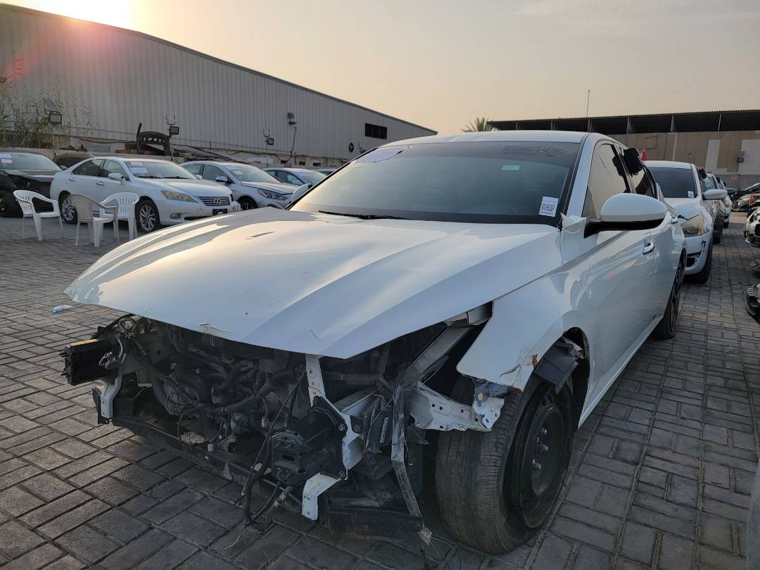 2020 NISSAN ALTIMA — 95740 Miles — Lot LC195961 — Souq - Marhaba Auctions Used Cars - Image 5