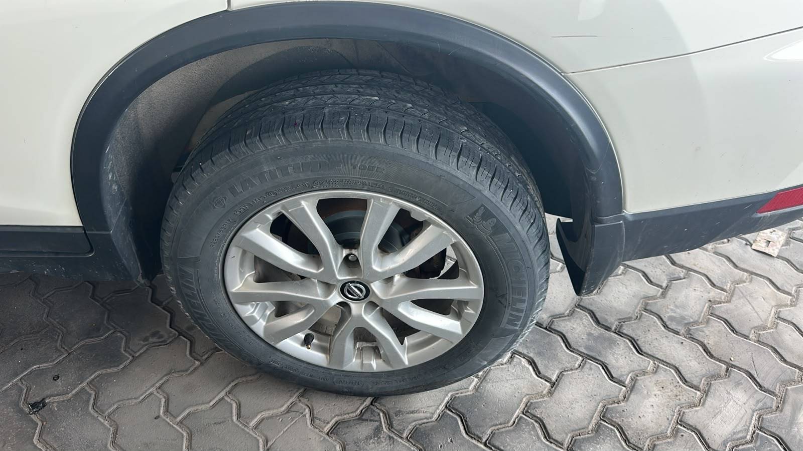 2020 NISSAN ROGUE — 174191 KM — Lot C725587 - Marhaba Auctions Used Cars - Image 9