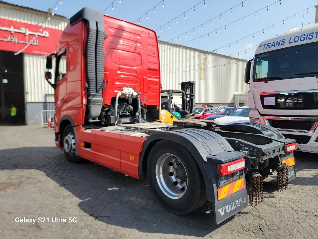 2017 VOLVO FH-Series — 1133036 KM — Lot A808967 — Al Quoz - Marhaba Auctions Used Cars - Image 5