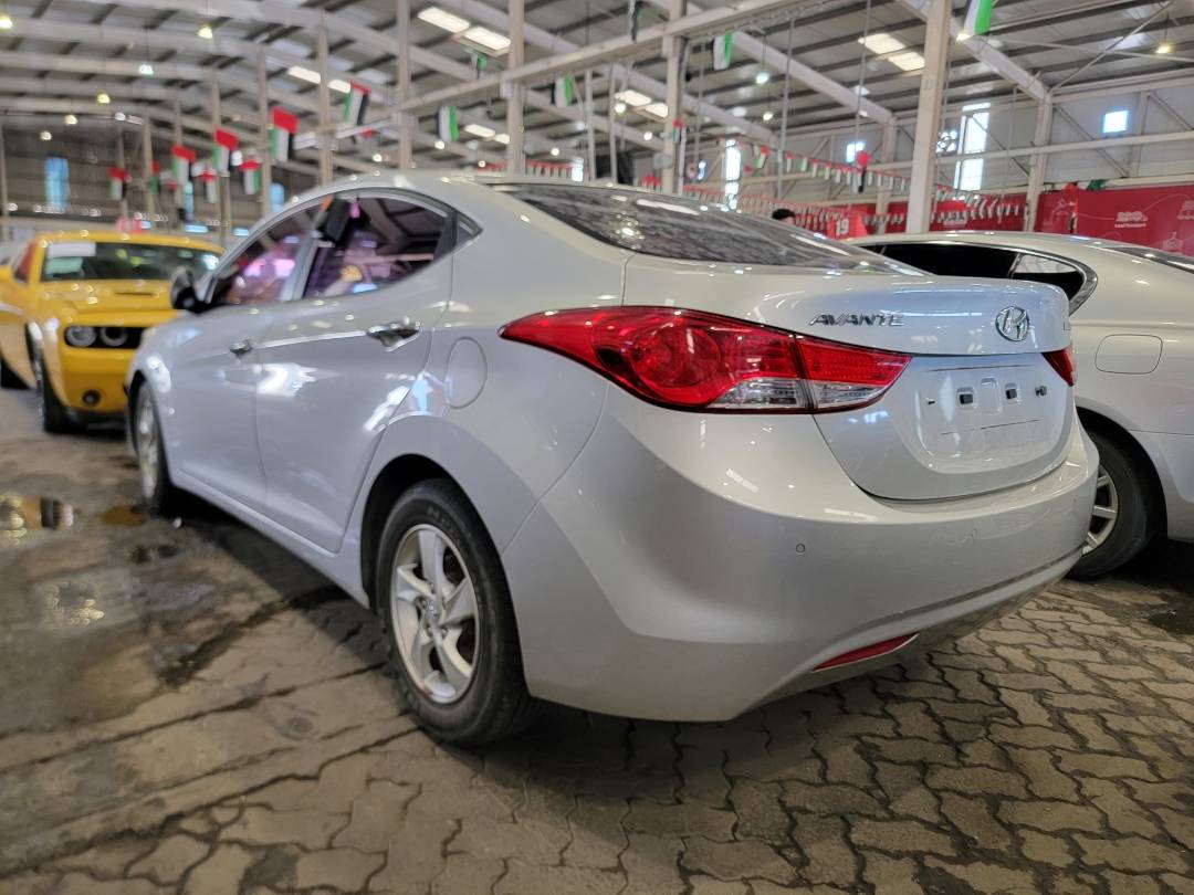 2011 HYUNDAI AVANTE — 210496 KM — Lot 127859 — Main - Marhaba Auctions Used Cars - Image 5