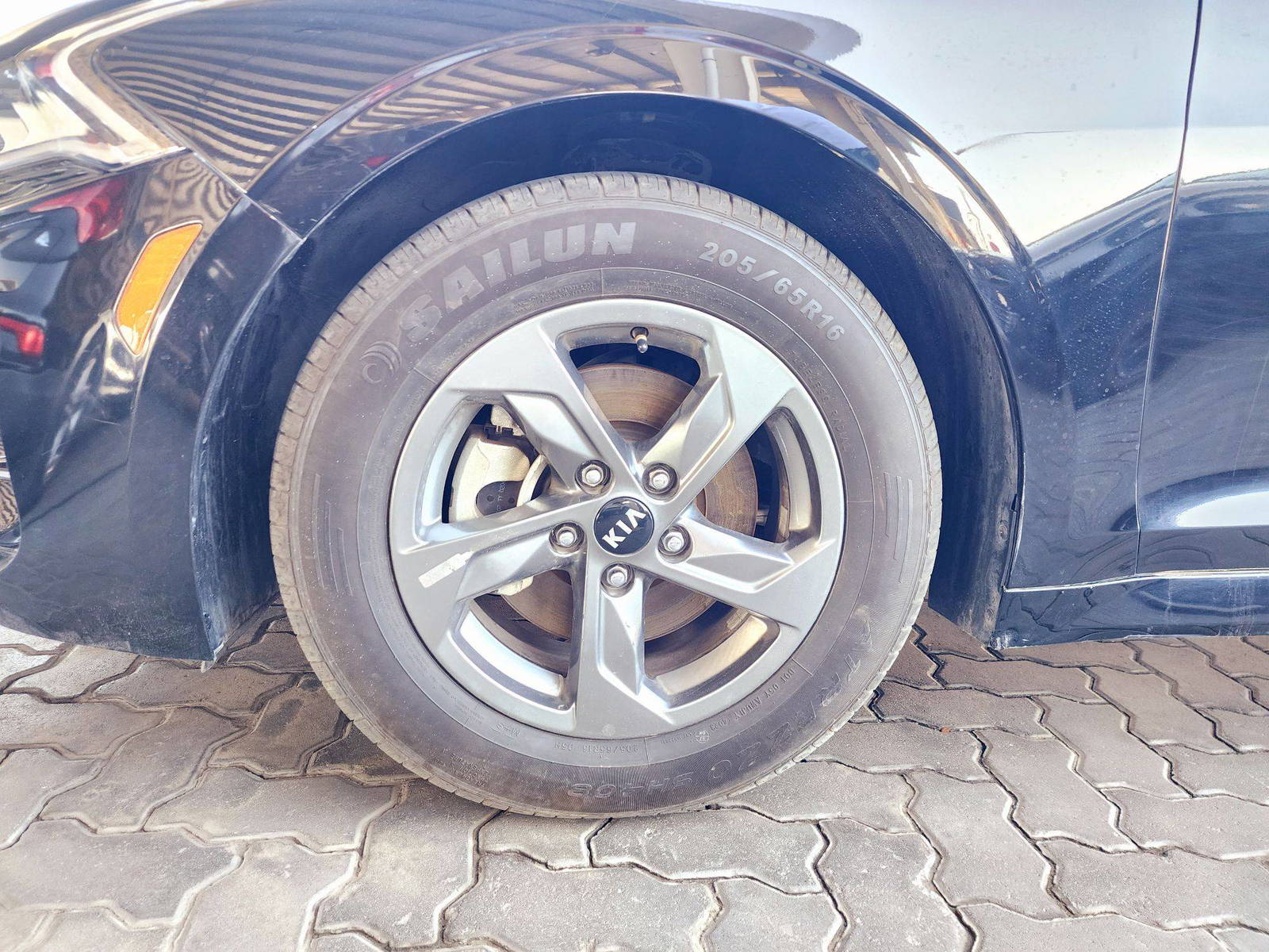 2021 KIA K5 — 45520 Miles — Lot G014829 — Souq - Marhaba Auctions Used Cars - Image 10