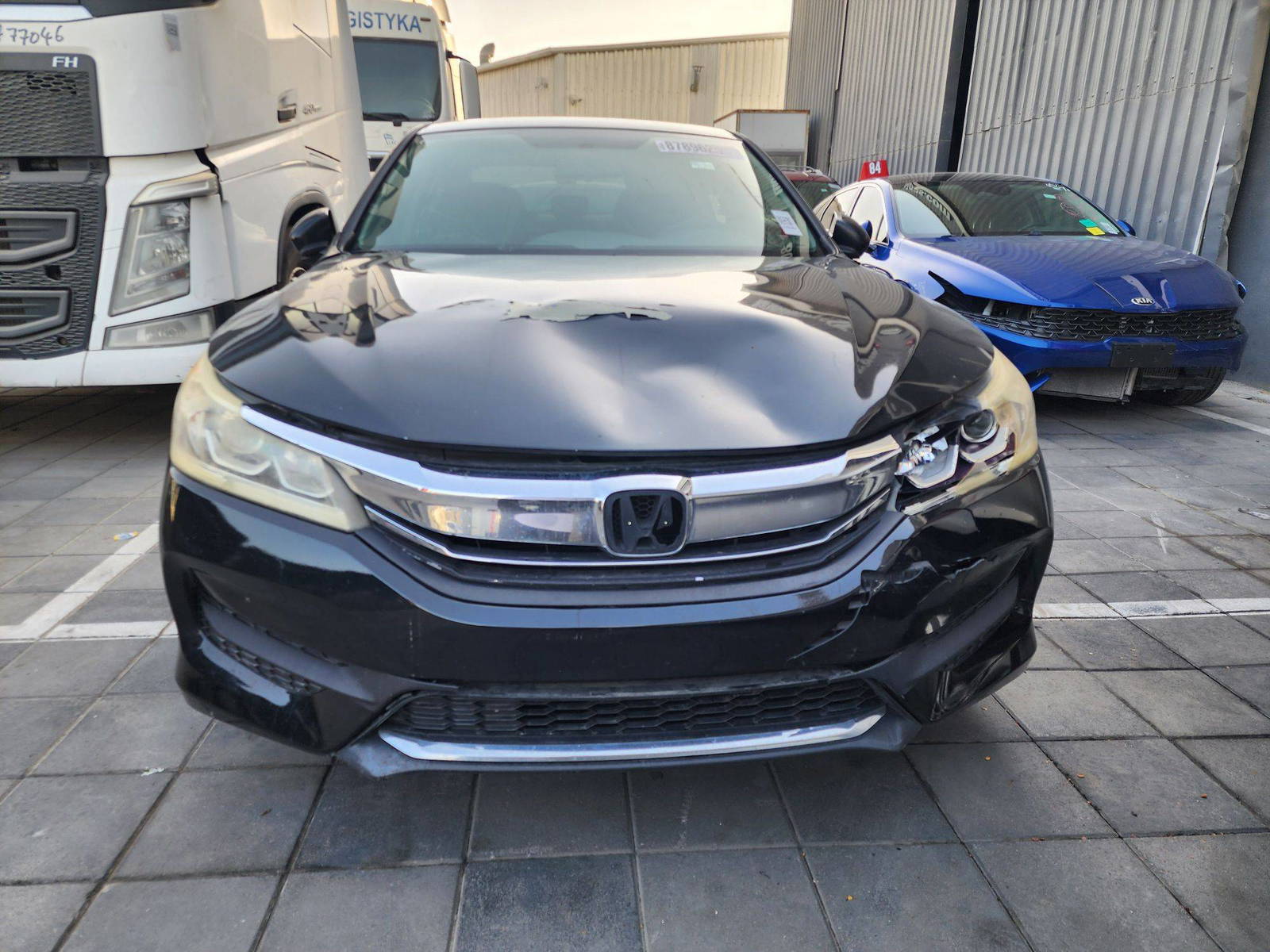 2016 HONDA ACCORD — 176584 Miles — Lot 018721 — Main - Marhaba Auctions Used Cars - Image 7