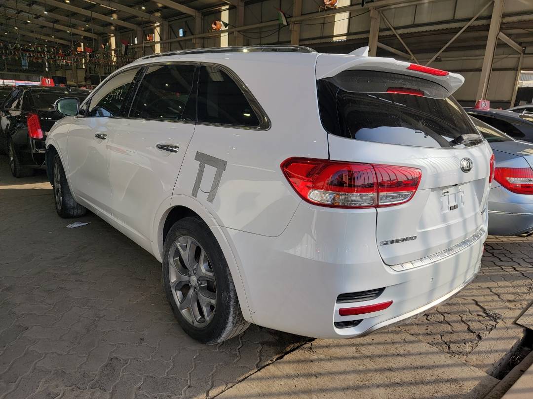 2017 KIA SORENTO — 68253 Miles — Lot 2HG307816 — Main - Marhaba Auctions Used Cars - Image 4