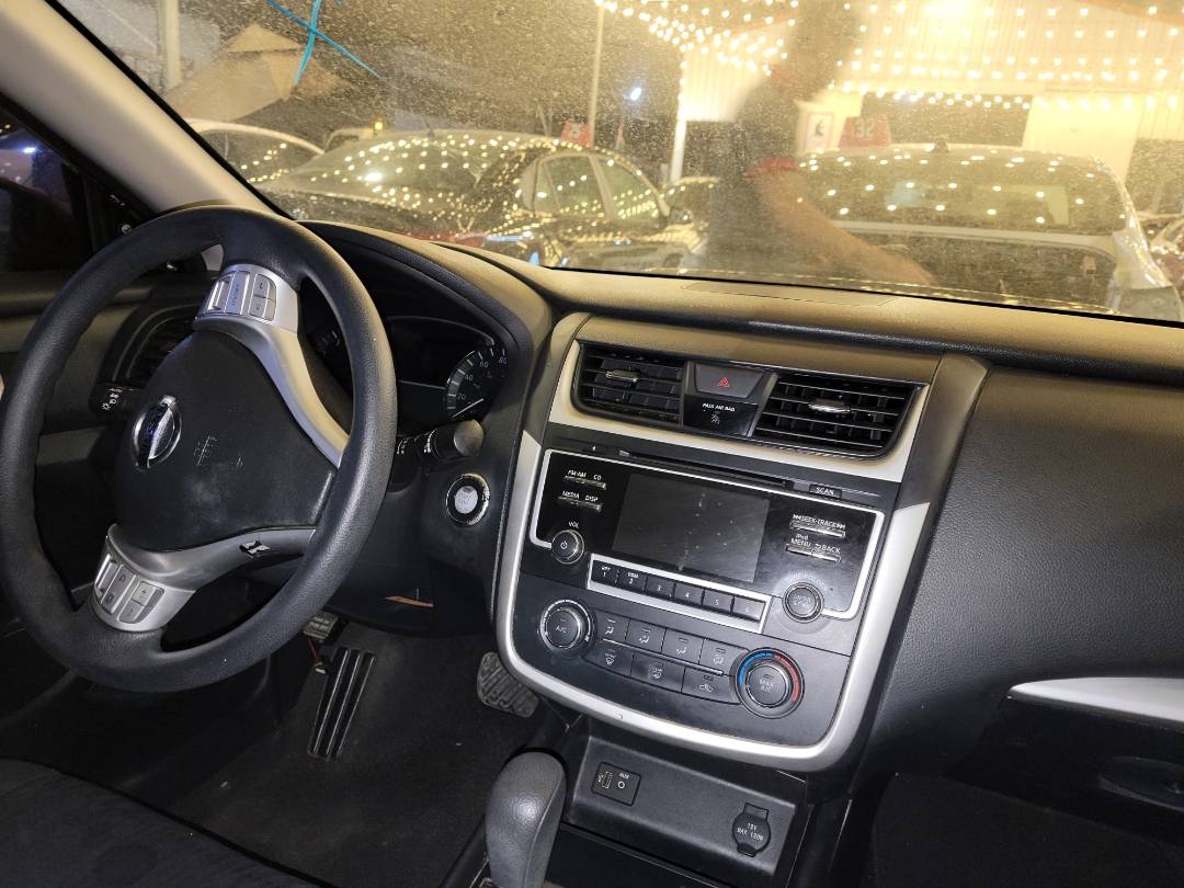2018 NISSAN ALTIMA — 105339 Miles — Lot 37321297 - Marhaba Auctions Used Cars - Image 5