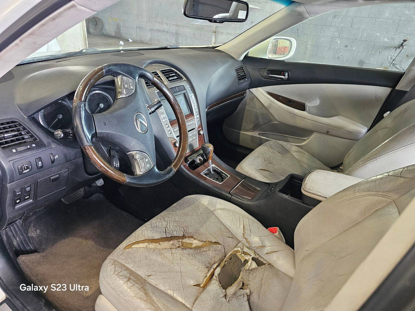 LEXUS ES 350 2011 - Marhaba Auction Used Cars - Image 7