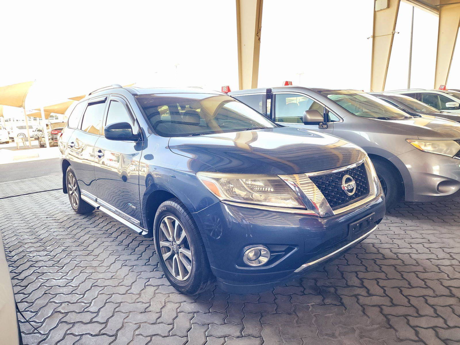 2014 NISSAN PATHFINDER — 145138 Miles — Lot 240003 — Souq - Marhaba Auctions Used Cars - Image 4