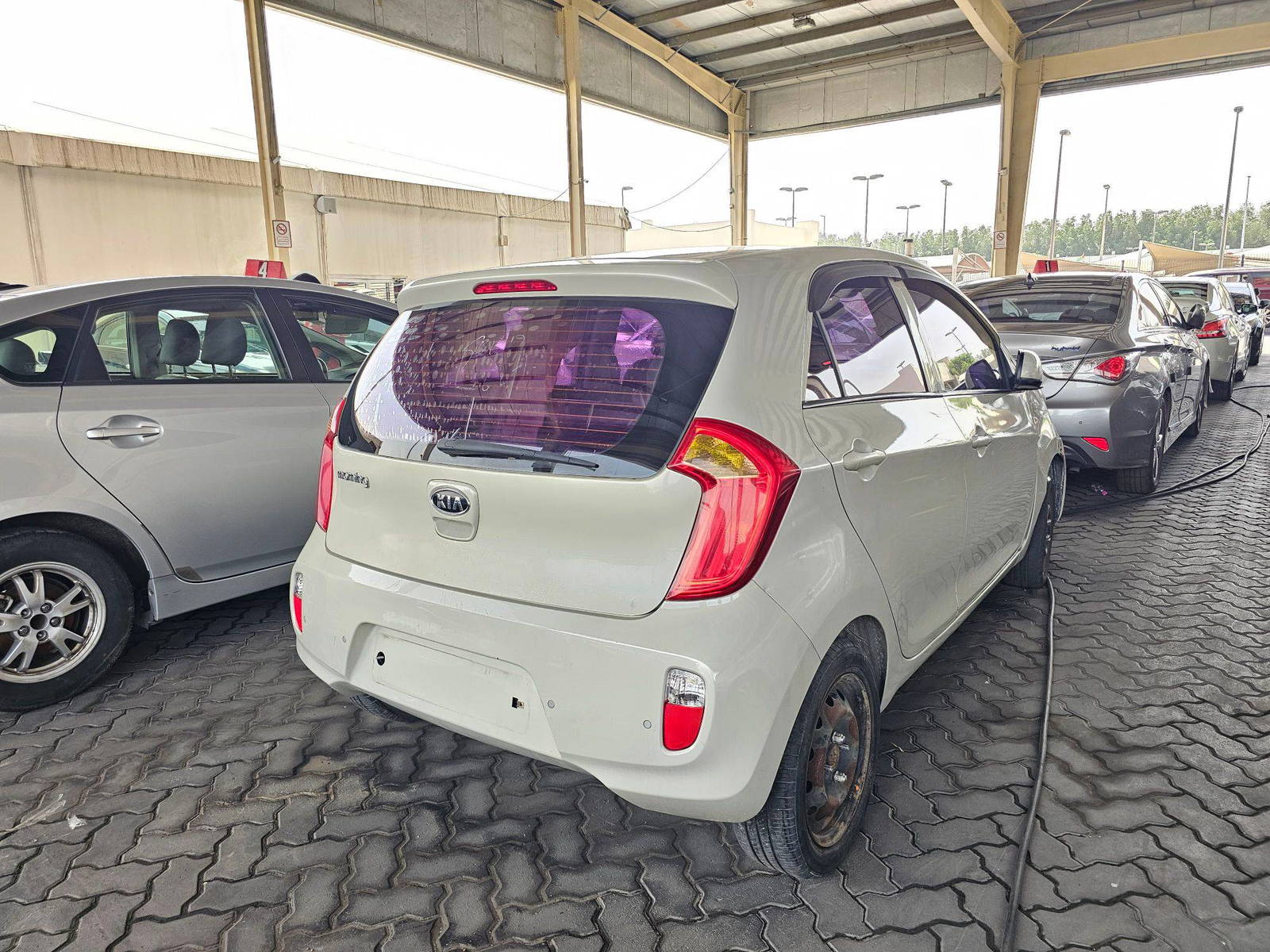 2012 KIA MORNING — 177240 KM — Lot 070955 — Ind. 12 - Marhaba Auctions Used Cars - Image 3
