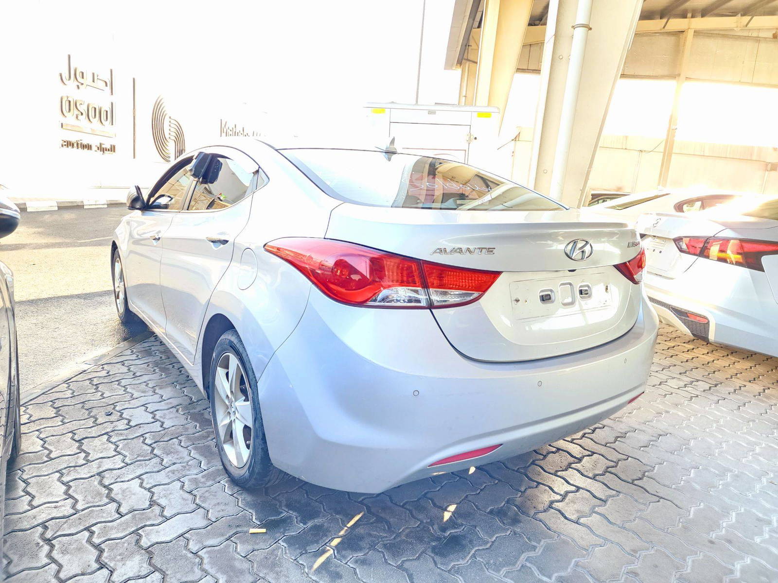 2012 HYUNDAI AVANTE — 71515 KM — Lot 356986 — Souq - Marhaba Auctions Used Cars - Image 5