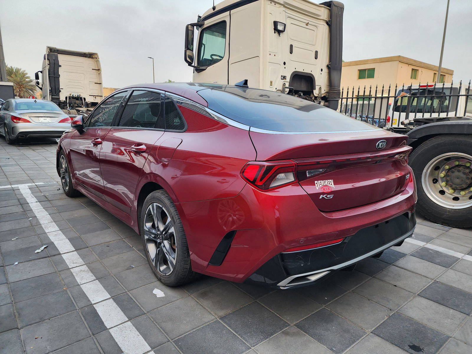 2021 KIA K5 — 47877 Miles — Lot 62684424 — Al Quoz - Marhaba Auctions Used Cars - Image 6