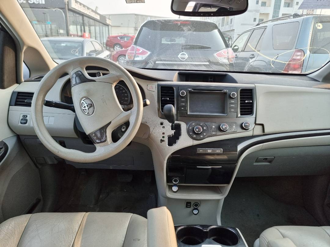 2011 TOYOTA SIENNA — 228790 Miles — Lot 3214698 — Ind. 12 - Marhaba Auctions Used Cars - Image 8