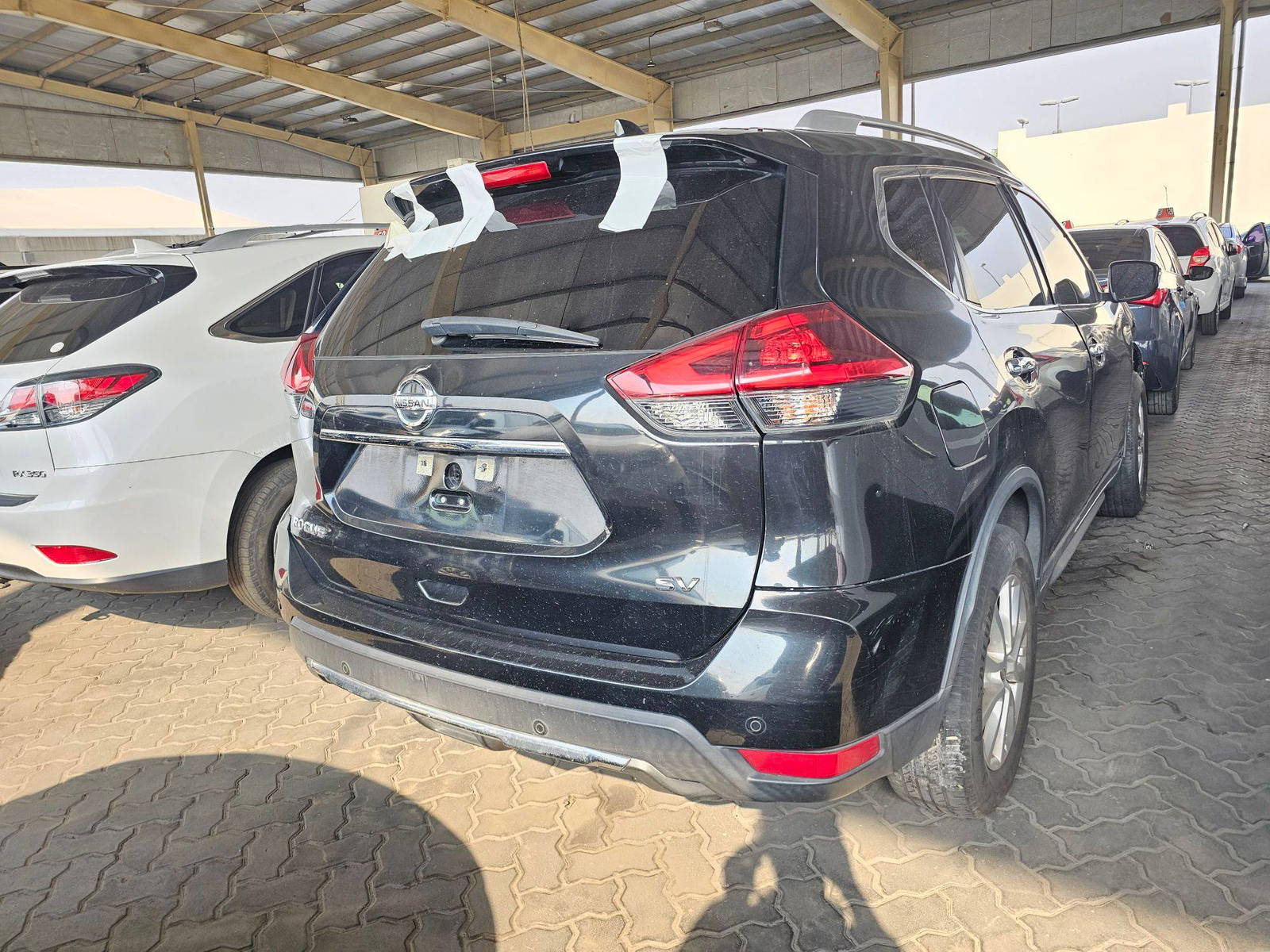 2019 NISSAN ROGUE — 147600 Miles — Lot MTXKP513956 — Souq - Marhaba Auctions Used Cars - Image 3