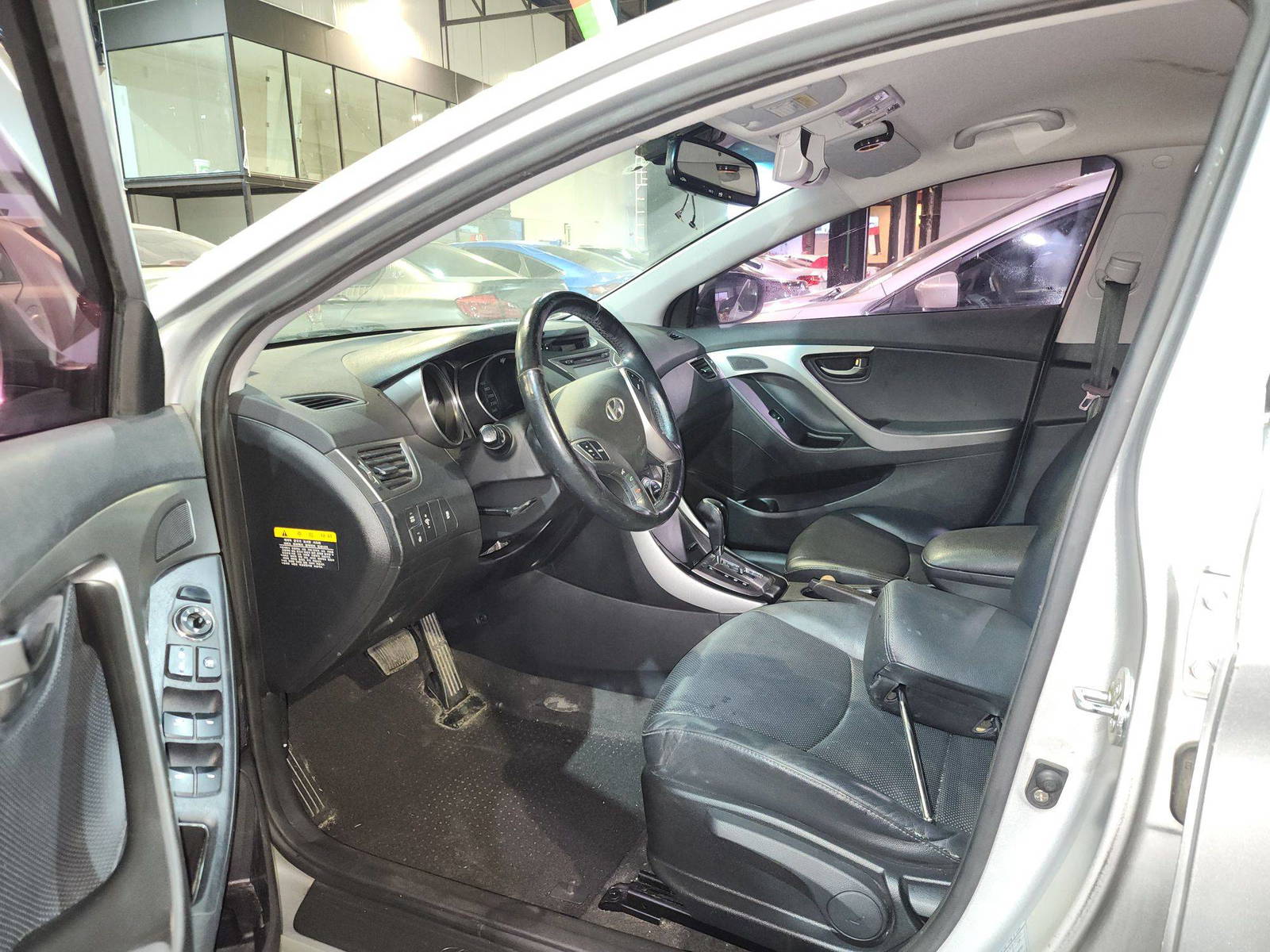 2014 HYUNDAI AVANTE — 257545 KM — Lot 929187 — Main - Marhaba Auctions Used Cars - Image 9