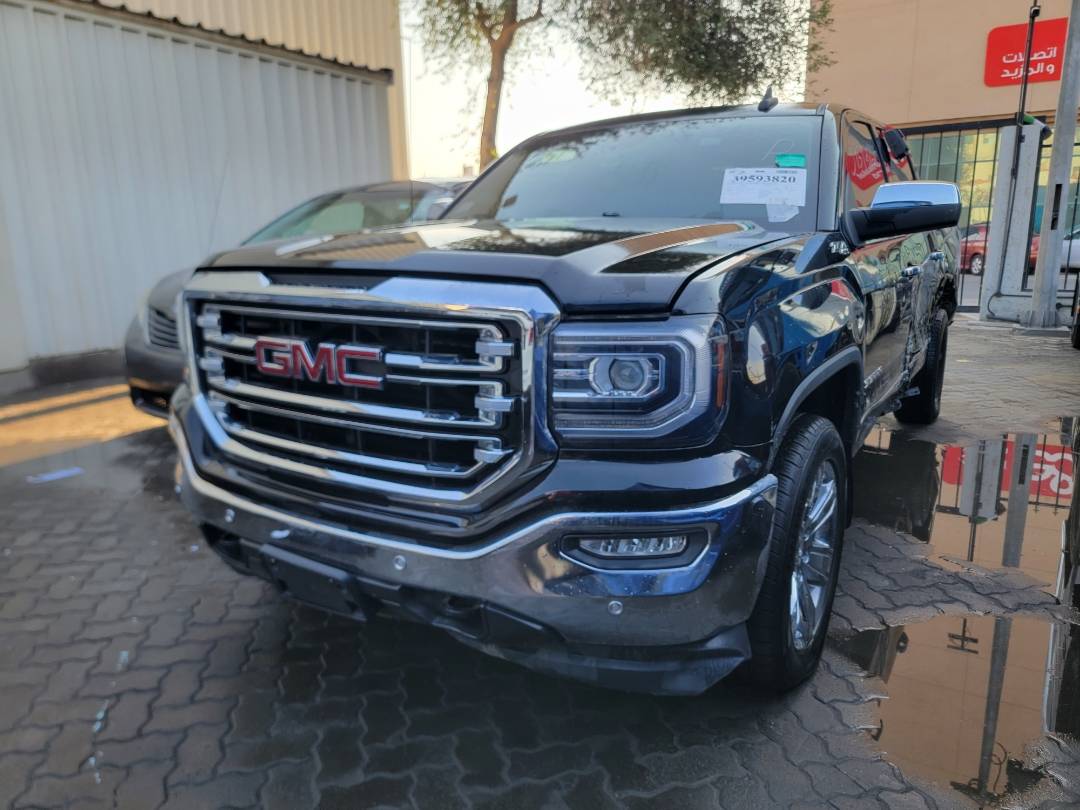 2018 GMC SIERRA — 117265 Miles — Lot C3JG121338 — Main - Marhaba Auctions Used Cars - Image 5