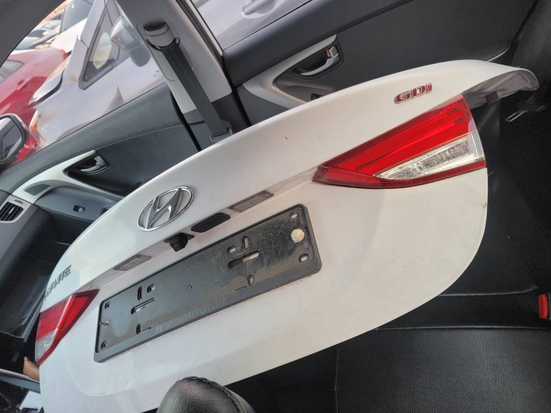 2014 HYUNDAI AVANTE — 145241 KM — Lot 908879 — Main - Marhaba Auctions Used Cars - Image 8