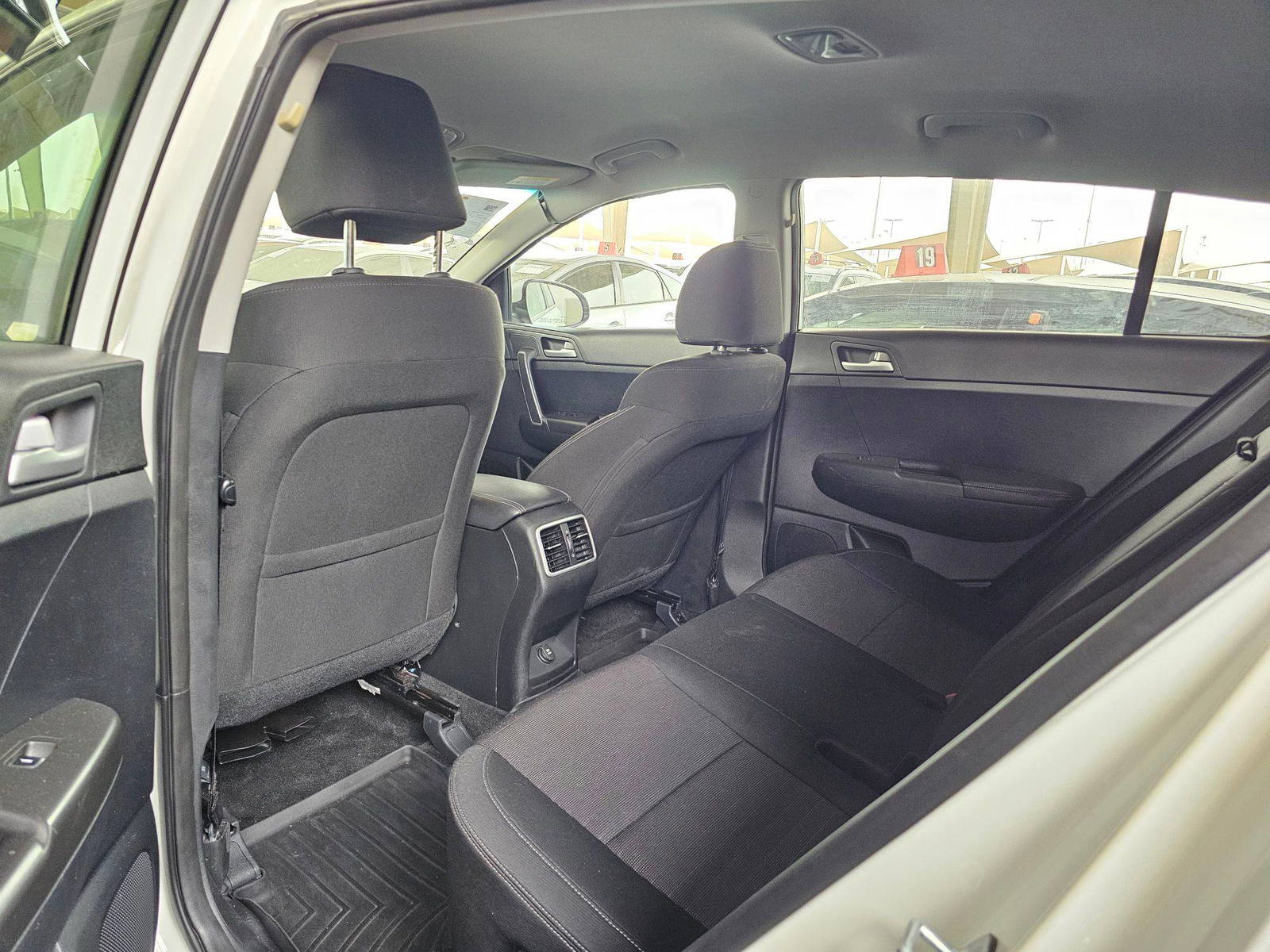 2018 KIA SPORTAGE — 122650 Miles — Lot AC4J7477729 — Souq - Marhaba Auctions Used Cars - Image 7