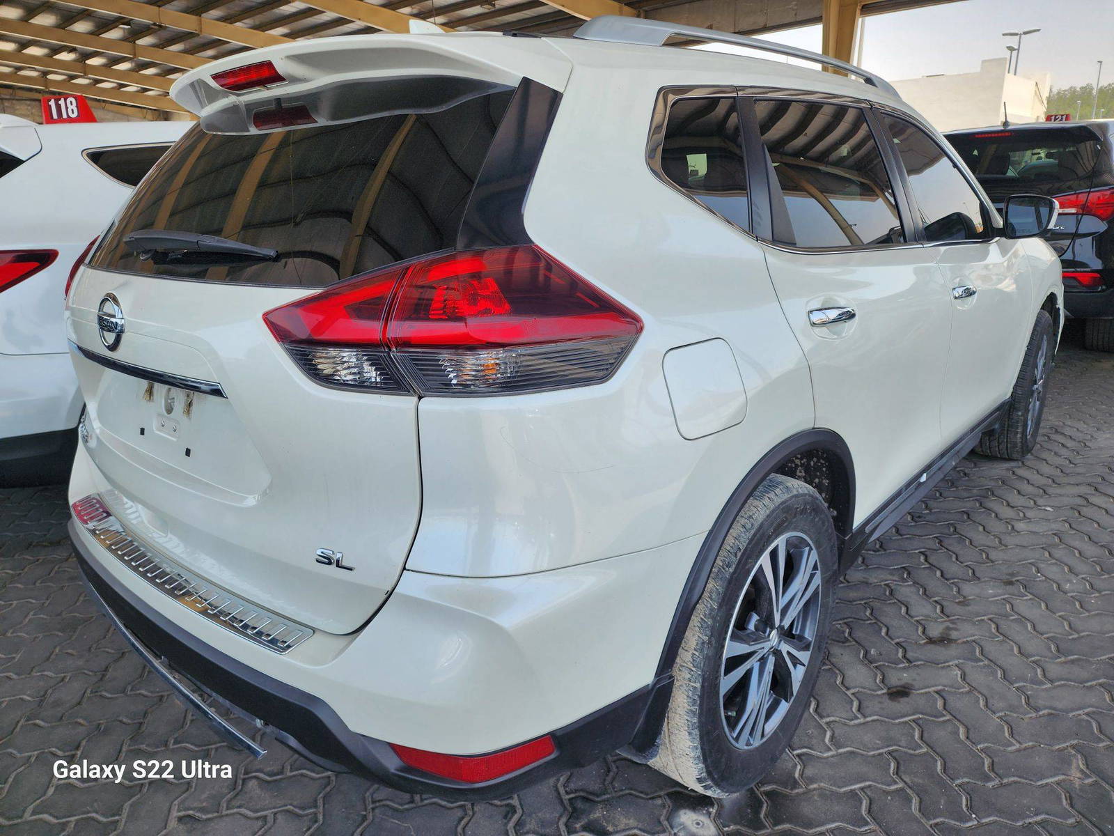 2018 NISSAN ROGUE — 114093 Miles — Lot 82464473 - Marhaba Auctions Used Cars - Image 3