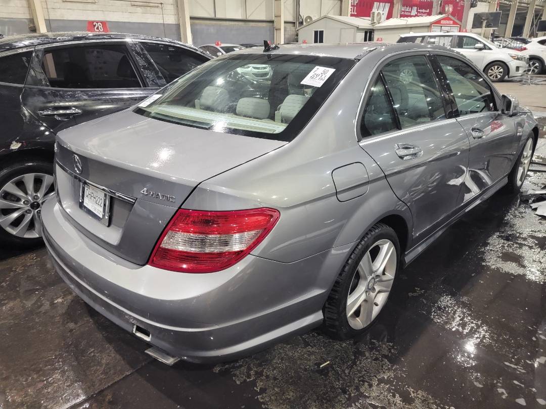 2011 MERCEDES BENZ C300 — 167194 Miles — Lot 925966 — Main - Marhaba Auctions Used Cars - Image 3