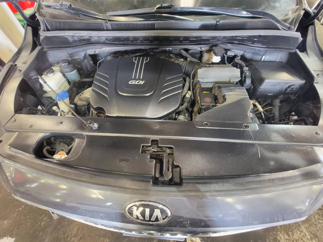2017 KIA SEDONA — 208783 Miles — Lot 14H6235006 — Main - Marhaba Auctions Used Cars - Image 10